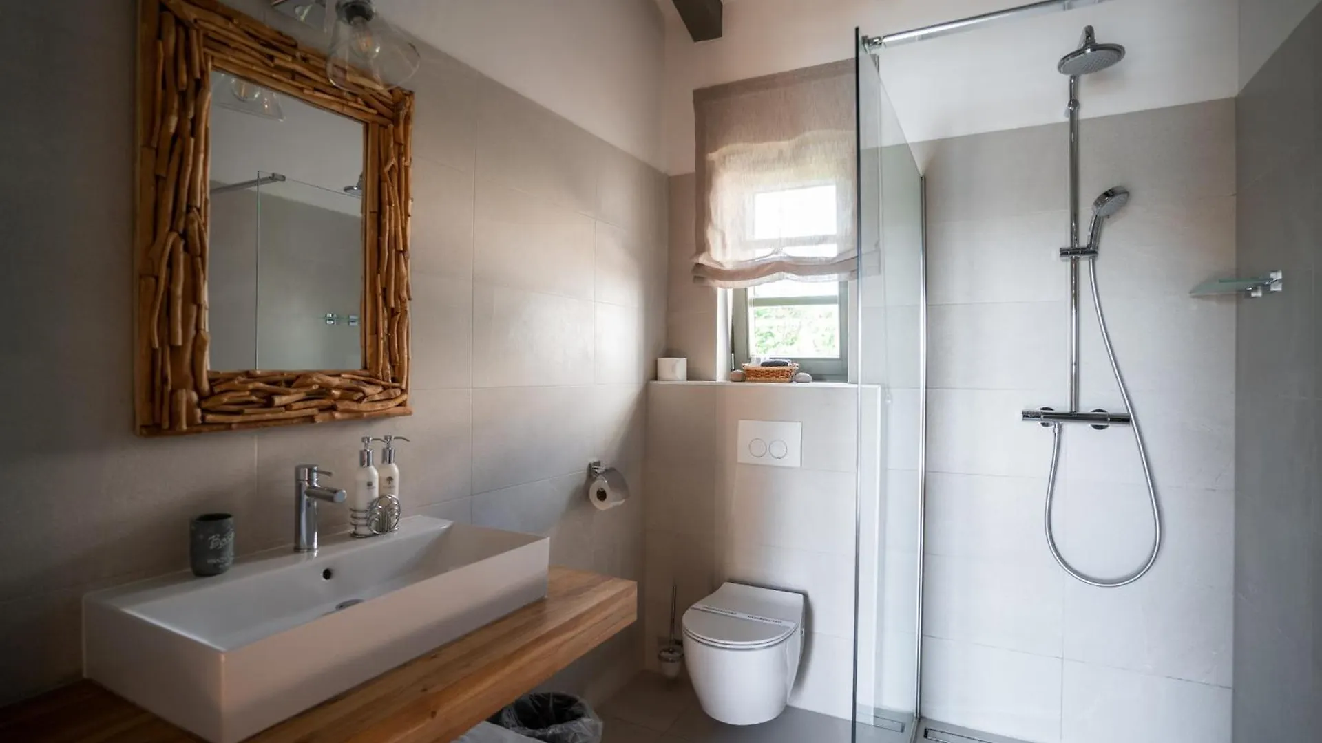 Villa Moonlight 2 For 12 Persons Near Porec With Private Heated Pool - 45 M2 & Playground Visnjan