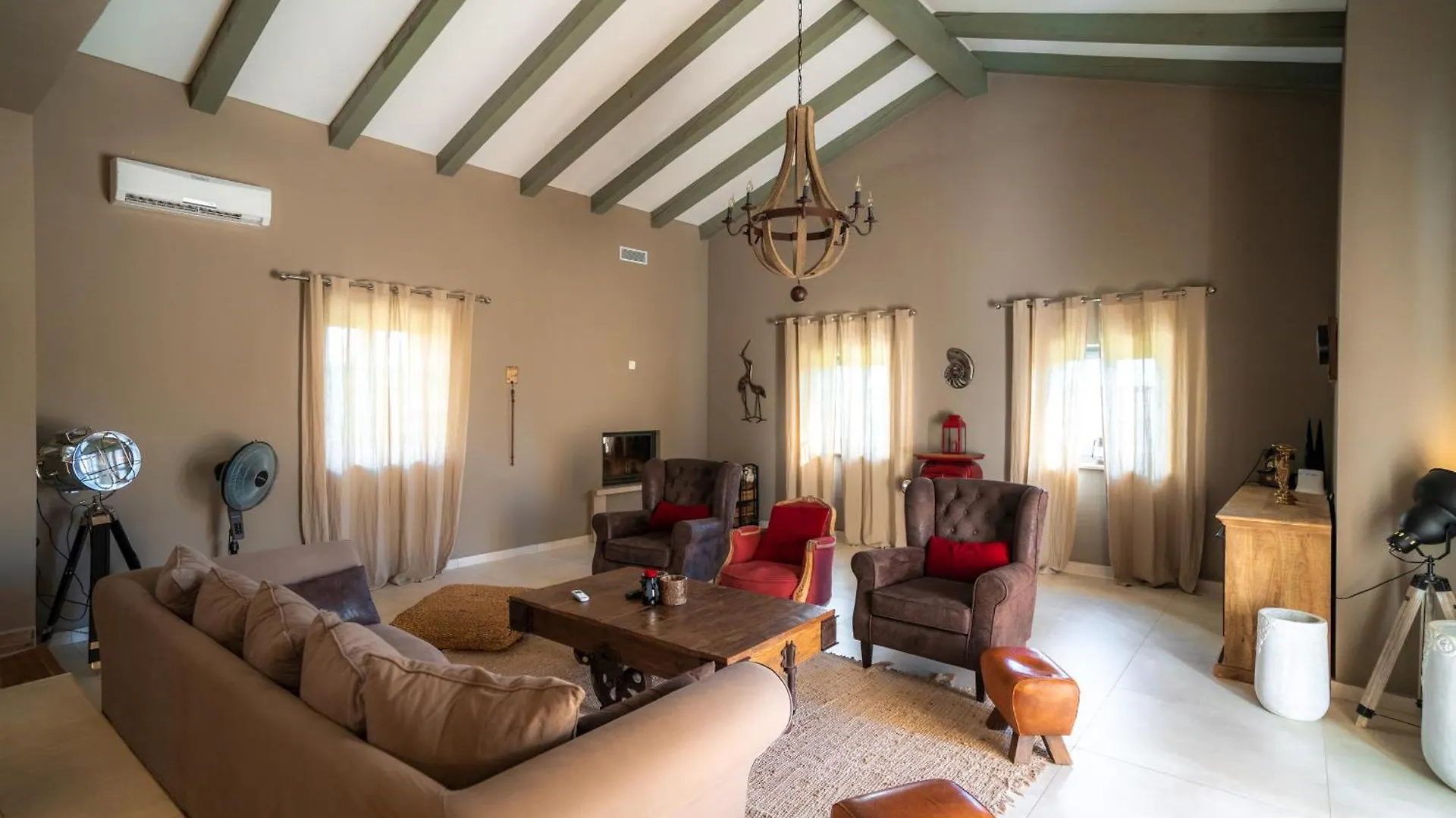 Villa Moonlight 2 For 12 Persons Near Porec With Private Heated Pool - 45 M2 & Playground Visnjan